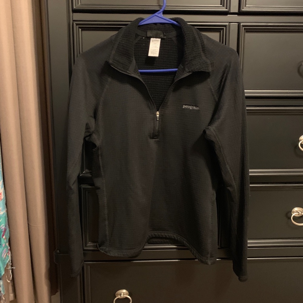 Patagonia pull over